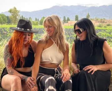 Lourdes, Virgina Da Cunha y Lisa Vera