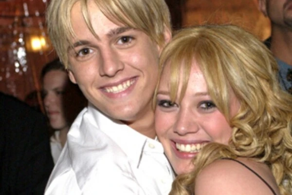 hilary-clinton-aaron carter