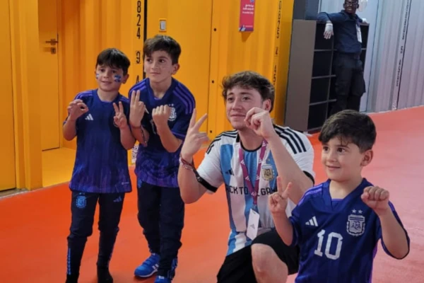 Paulo Londra, Thiago, Matheo y Ciro Messi