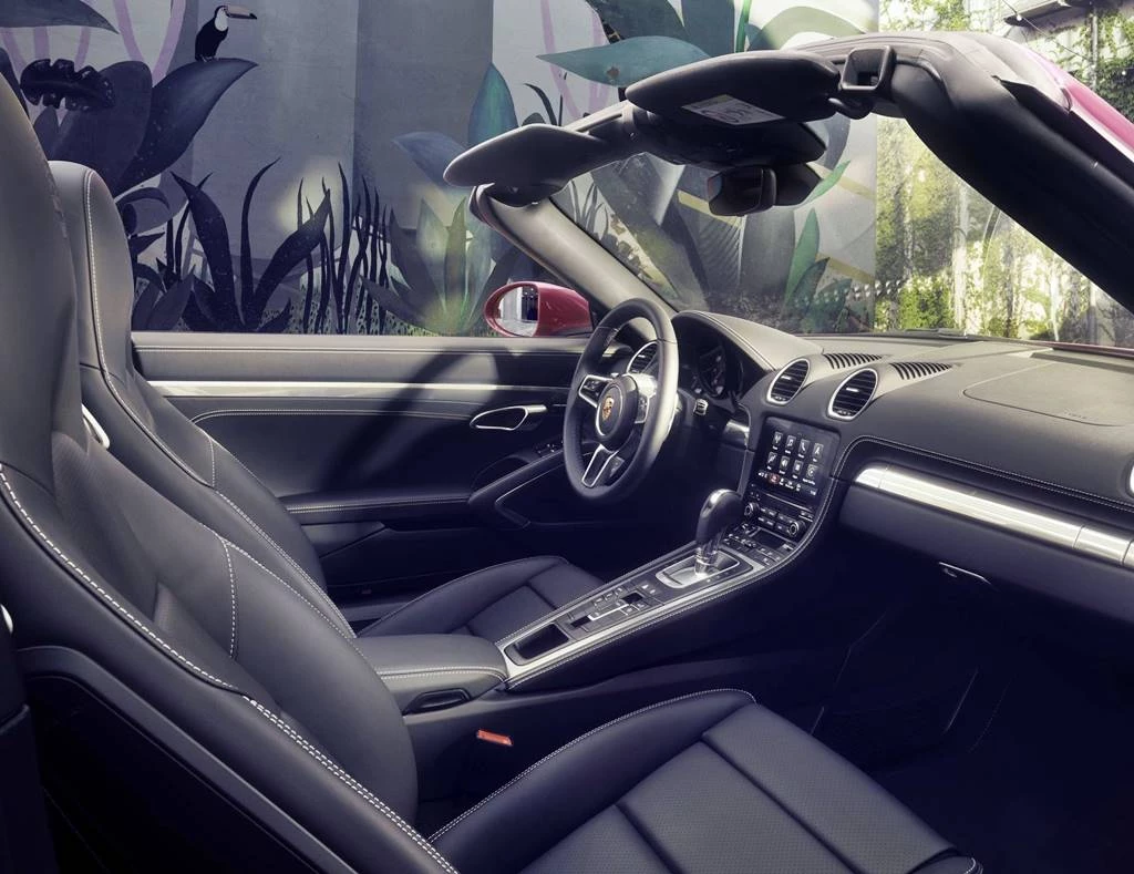 Porsche 718 Style Edition