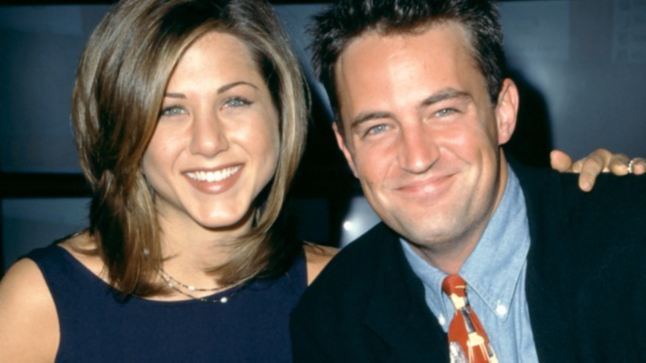 Matthew Perry reveló que estuvo enamorado de Jennifer Aniston antes de  trabajar en Friends – GENTE Online