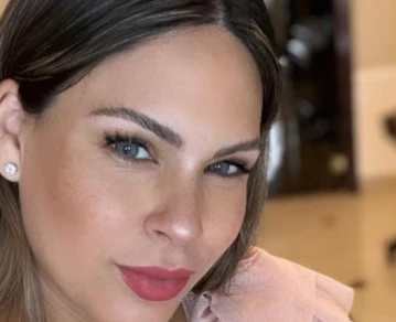 Barby Franco presentó a su hija Se parece al papá