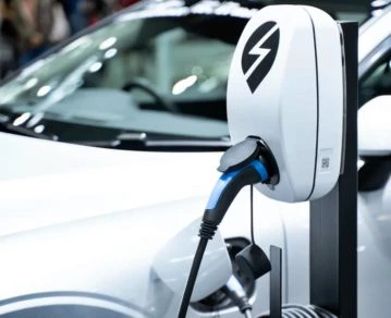 cargador auto eléctrico