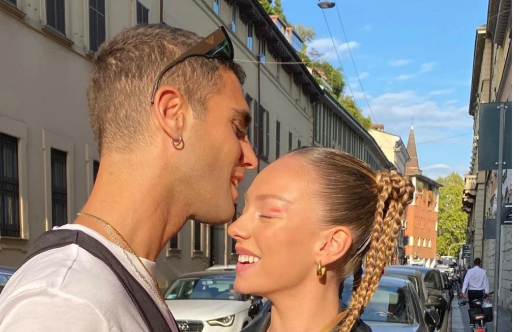 El romántico regalo de Nicolás Furtado a Ester Expósito