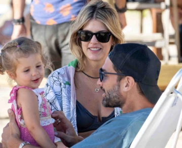 En fotos: Así son los días de playa de Mery del Cerro y Meme Bouquet