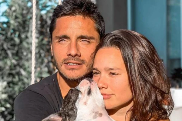 Manu Viale muy enamorada a días de su casamiento