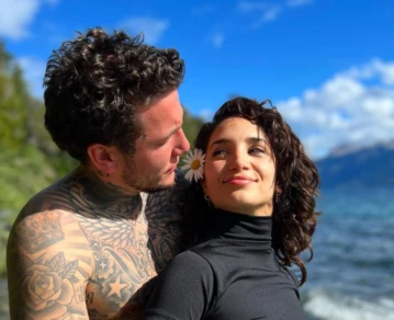 Melody Luz y Alex Caniggia anunciaron su embarazo