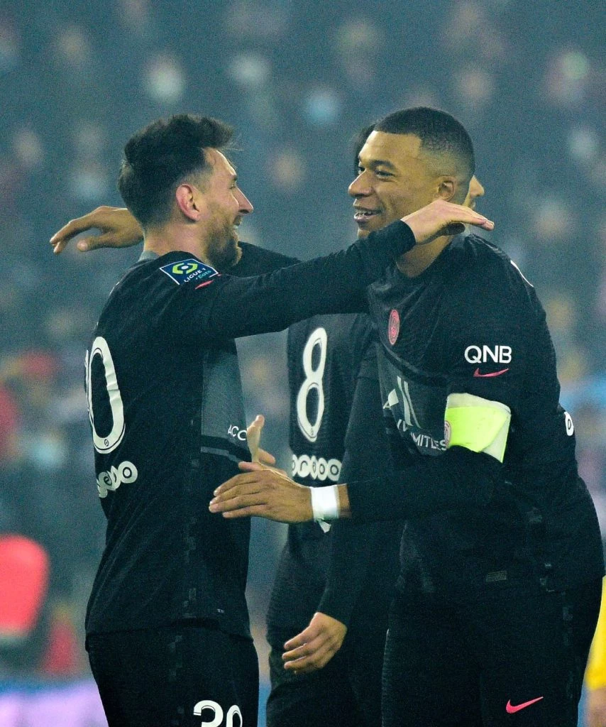 Lionel Messi y Kylian Mbappé