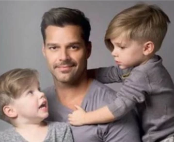 El hijo de Ricky Martin mostró la fabulosa mansión en la que viven