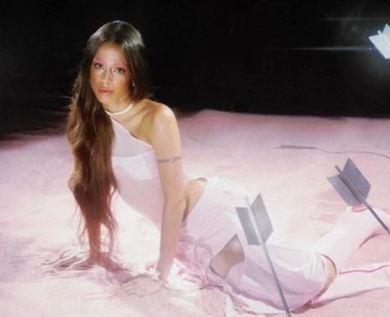 Tini Stoessel lanzó Cupido