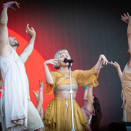 Aurora y su toque boreal. Foto: Gentileza Lollapalooza.