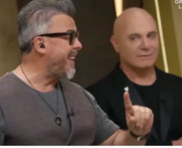 El divertido momento de Masterchef: Wanda Nara y Donato De Santis cantaron en italiano. Foto captura de pantalla