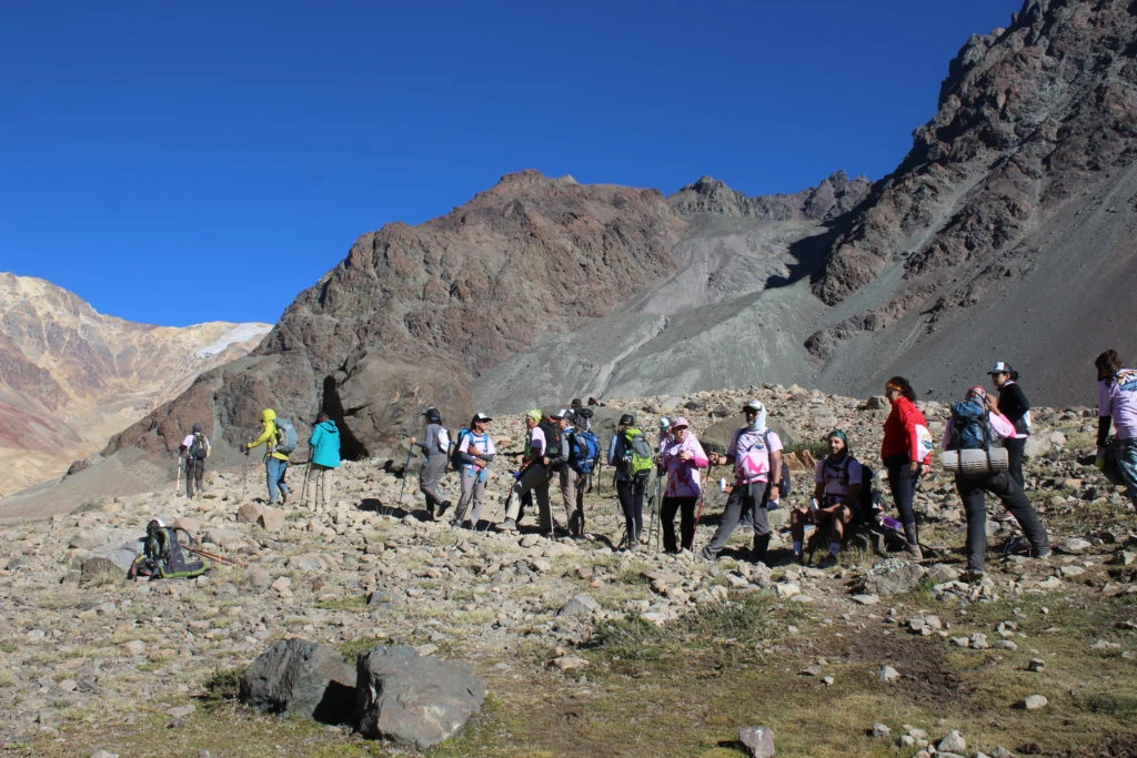 Fernando Petracci suma que “transitar el camino de la enfermedad en todas sus etapas debe dejar un aprendizaje para entender como disfrutar la vida a pleno, regresando empoderados luego del tratamiento o disfrutando la vida junto al cáncer”.