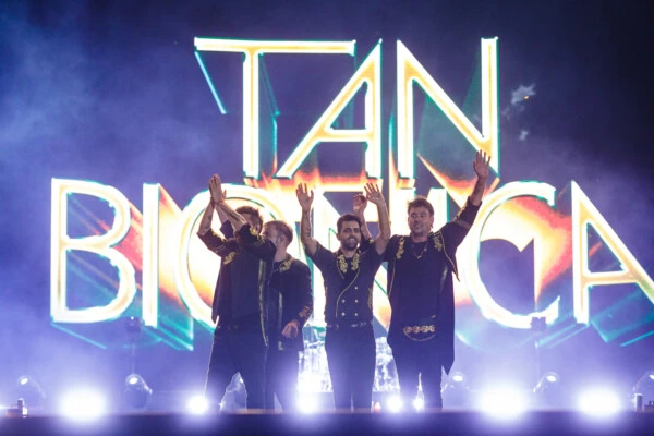 Chano reunió a Tan Biónica en Lollapalooza