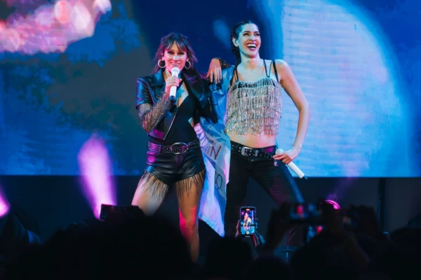 Ha Ash enamoró al público argentino en el Luna Park