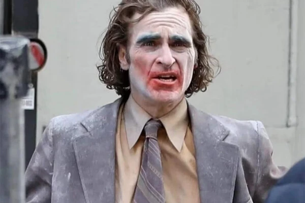 Joaquin Phoenix como Joker