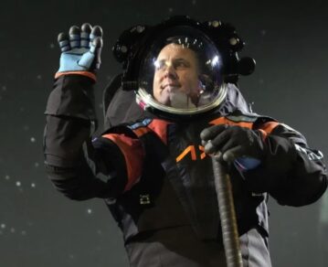 La NASA estrenó un nuevo traje de astronauta para los viajes a la luna