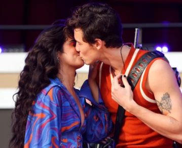 Camila Cabello y Shawn Mendes a los besos en Coachella a un año de su separación
