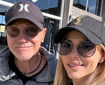 Evangelina Anderson fue a la cancha acompañada por su papá