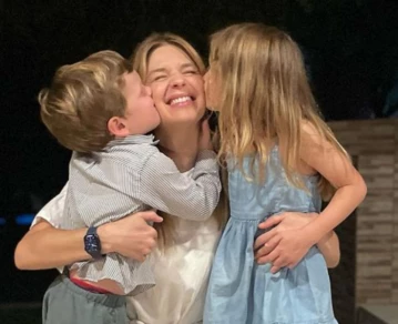 Marcela Kloosterboer y sus hijos