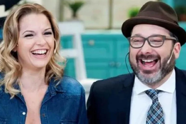 Carina Zampini debutó como conductora de la mano de Gerardo Rozín