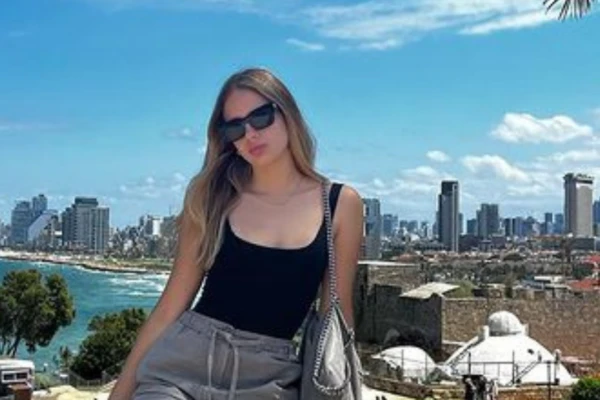 El viaje de Charo Calamaro, la hija de Andrés y Julieta Cardinali, a Israel