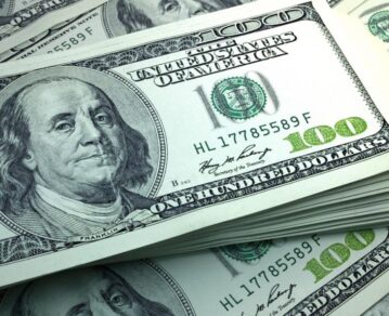 En plena volatilidad, el dólar blue roza los 600 pesos a días de las PASO