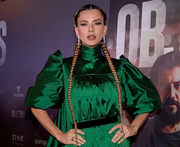 El look verde esmeralda de la China Suárez y todas las fotos de la alfombra roja de “Objetos”