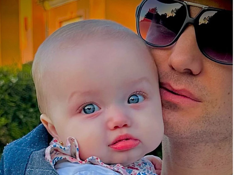 El sorpresivo parecido de Santiago del Moro y su hija Santa