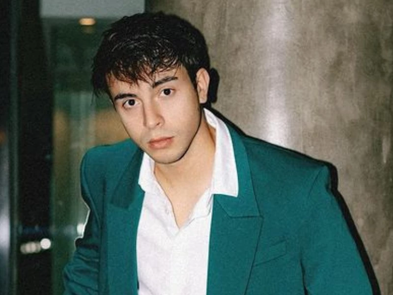 Rusherking visitó su colegio en Santiago del estero: la intimidad del reencuentro con sus compañeros