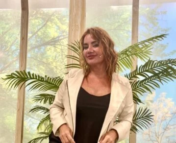 Nancy Pazos se emocionó al recordar su dura infancia. Foto redes sociales.