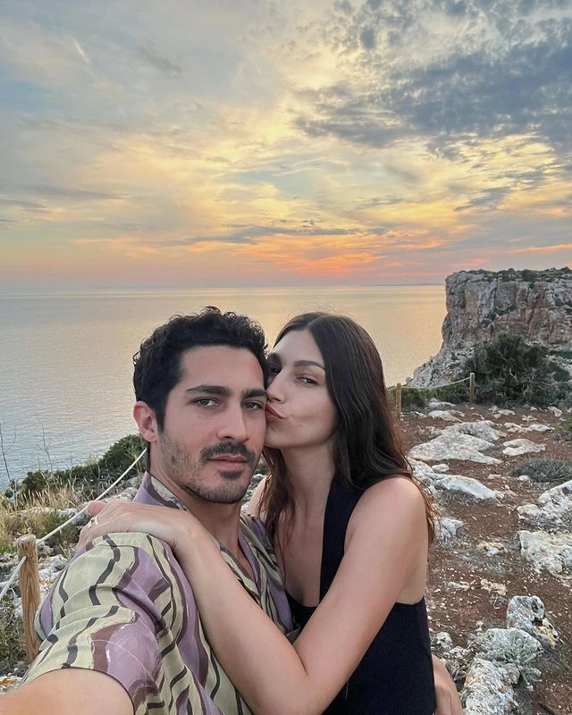 Úrsula y el Chino, románticos.