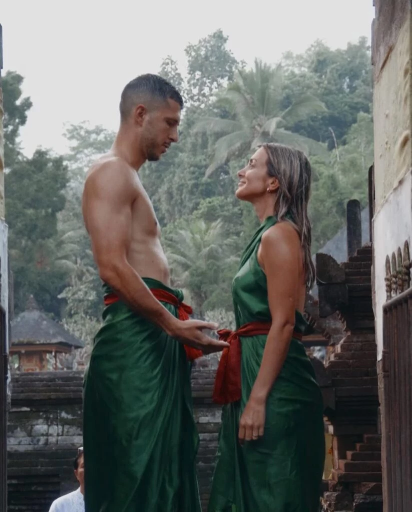 Guido Rodríguez y Guadalupe Ramón en Indonesia. Foto redes sociales. 