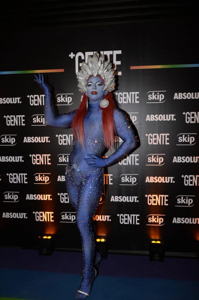 Dyhzy en la Rainbow Carpet de +GENTE