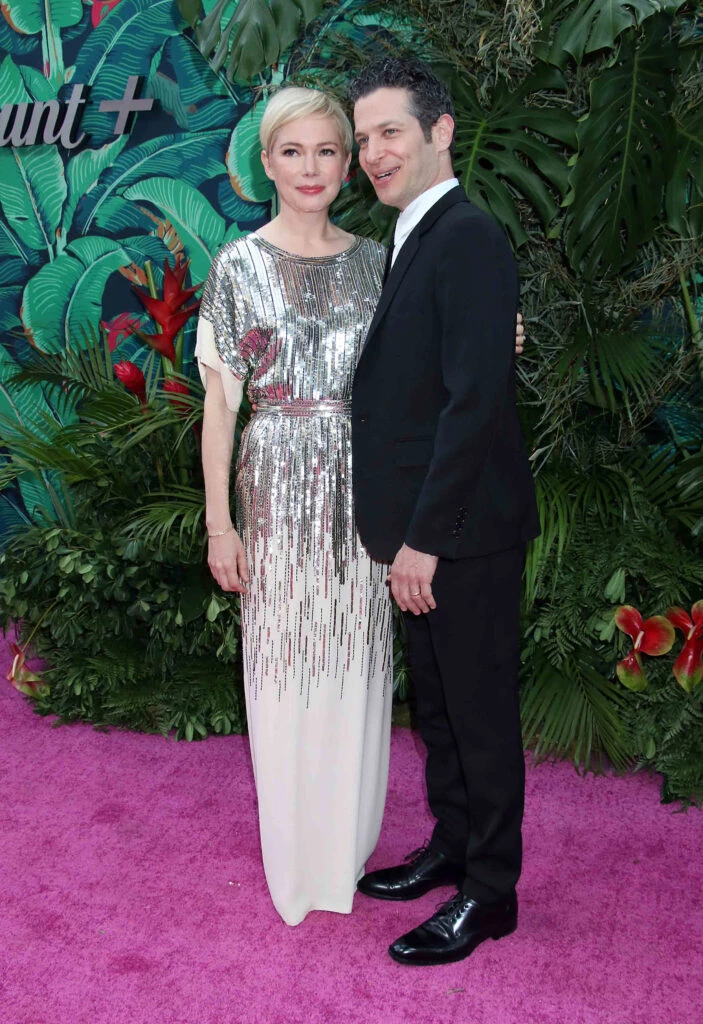 Michelle Williams y Thomas Kail en los Tony