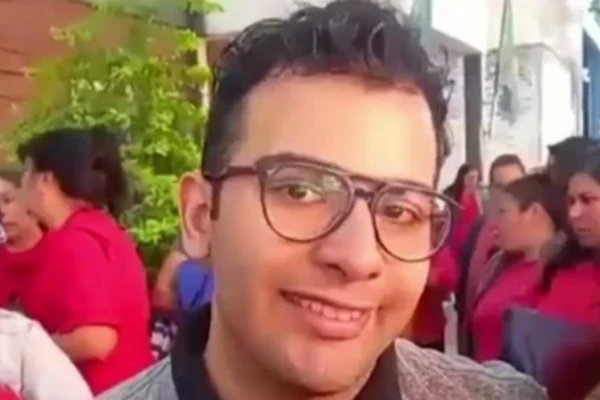 Caso Cecilia Strzyzowski : así era el perfil de Tinder con el que César Sena conoció a su esposa