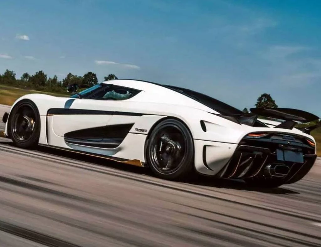 Koeniggsegg Regera