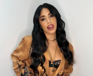 Lali Espósito presentó a su nueva mascota en el día de su cumpleaños