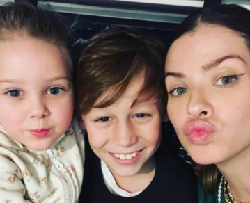 China Suárez, beltrán y magnolia Vicuña