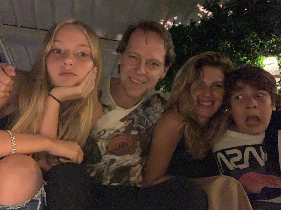 Matías Martin junto a su familia. Foto archivo.