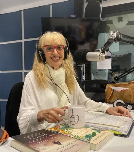 Luisa Delfino durante su programa. Foto archivo.