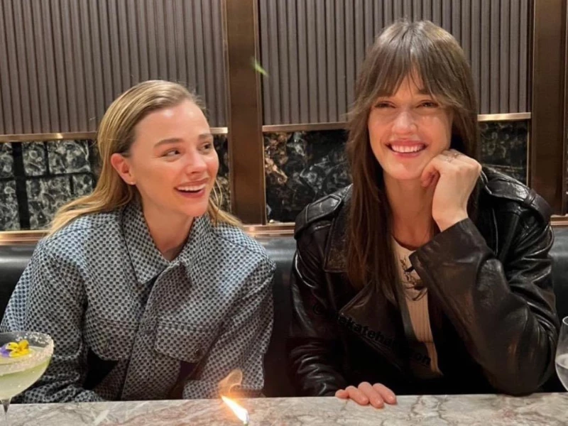La historia de amor de Chloé Moretz y Kate Harrison