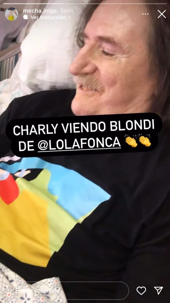 charly garcía mirando blondi