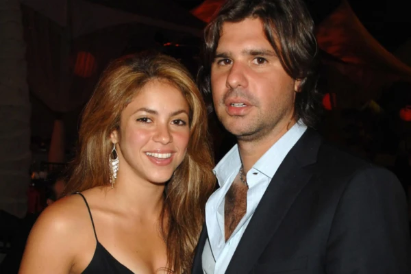 Antonito de la Rúa y Shakira cuando eran pareja