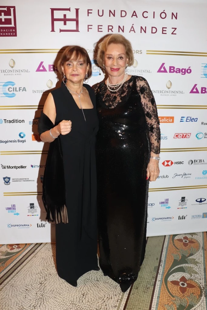 Claudia Stad y Miram Bagó.