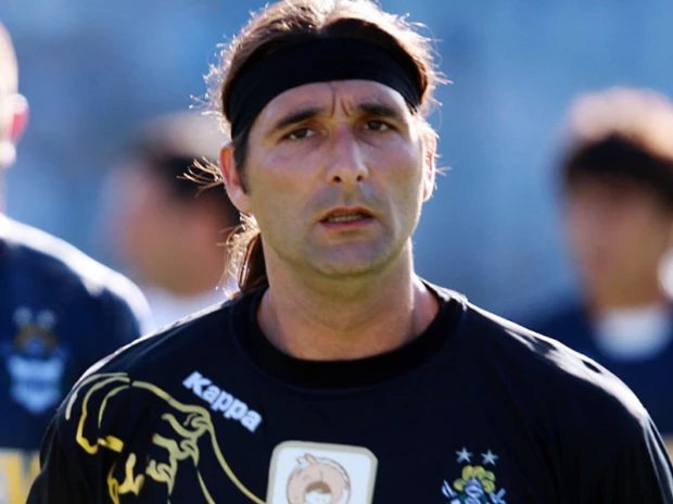 Cómo es el petit hotel que levantó el ex arquero Gastón Sessa en la casa de Chascomús donde vivió Alfonsín