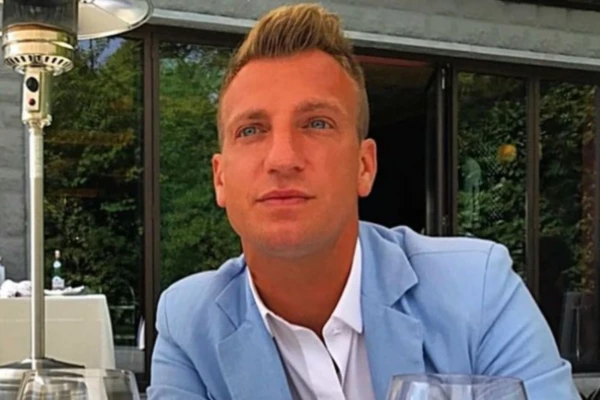 Así son los días de Maxi López en la Argentina junto a sus hijos y apoyando a Wanda Nara