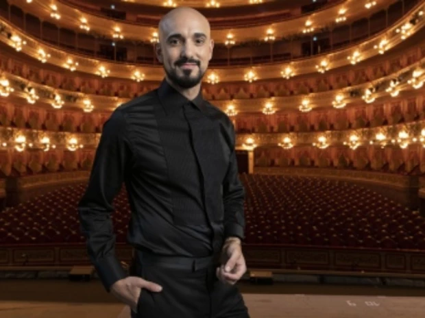 El sorprendente destino de las ganancias del nuevo álbum de Abel Pintos: lo va a donar a hospitales de la UBA