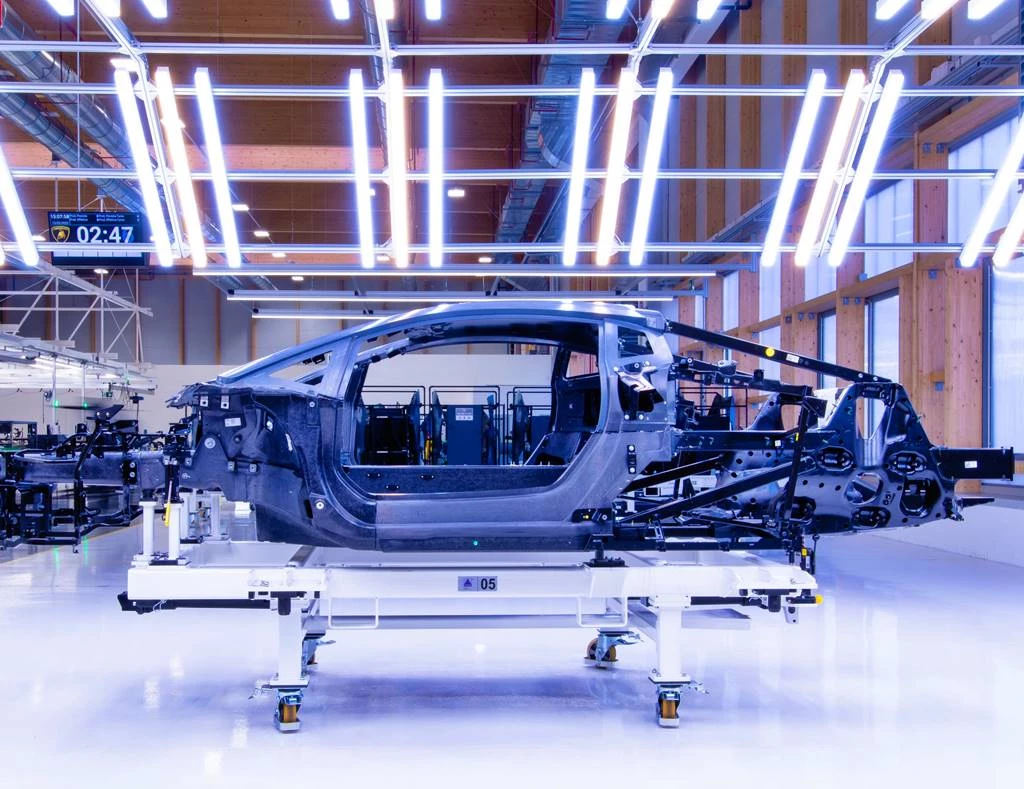 Lamborghini Revuelto