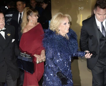 Mirtha Legrand y su familia